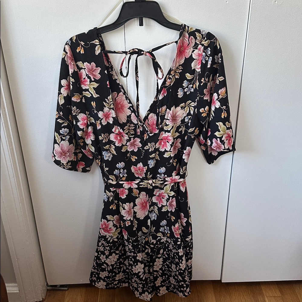 Trixxi Black Romper with Floral Pattern Size L - Picture 8 of 8
